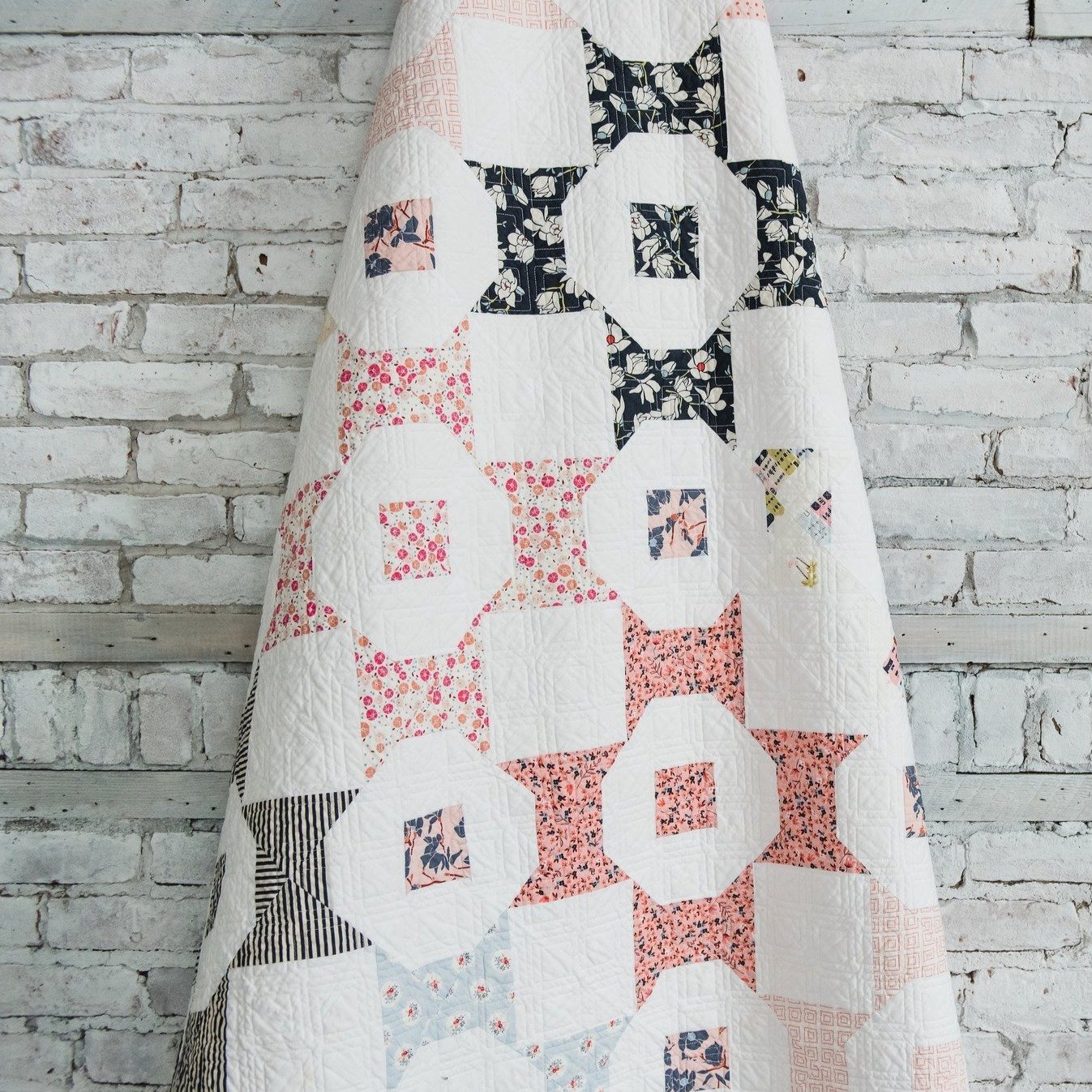 Bowtie Flower Quilt Pattern - Floss Candy